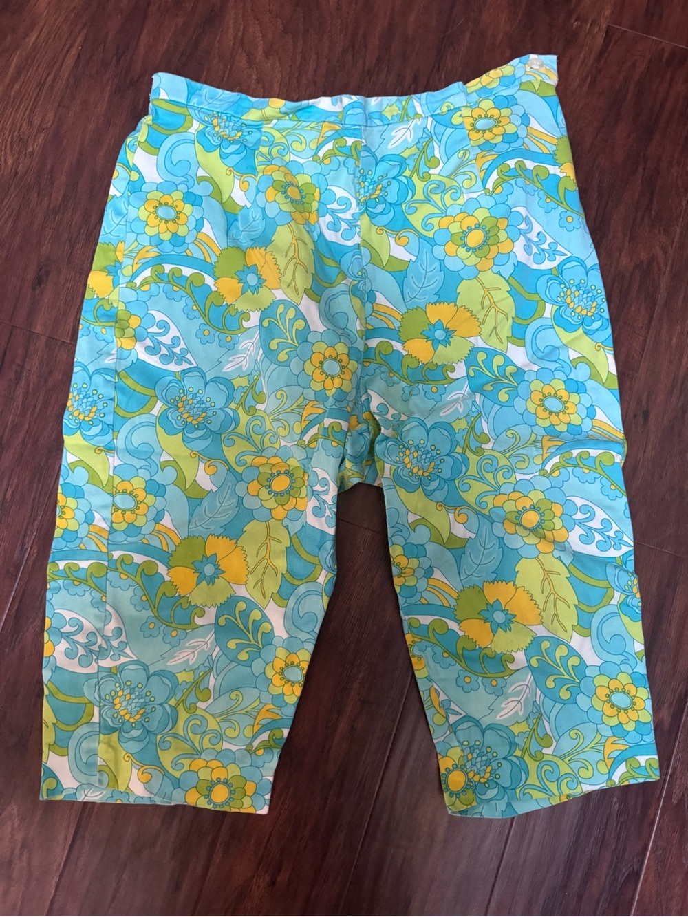 GORGEOUS Floral High-Waist Women’s Shorts in Aqua and Yellow